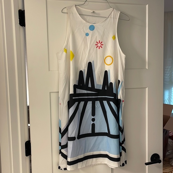 used large womens space mountain red bubble dress - Picture 1 of 1